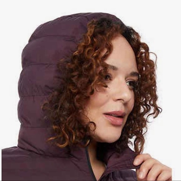 32 Degrees Hooded Stretch Puffer Jacket Zip Pockets Packable Berry Medium New - Picture 9 of 12